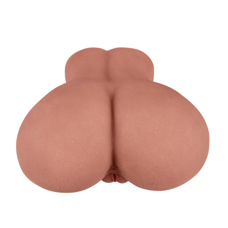Cecilia: Trasero Sexual de 8.9 Kg con Hermosa Vagina