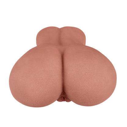 Cecilia: Trasero Sexual de 8.9 Kg con Hermosa Vagina